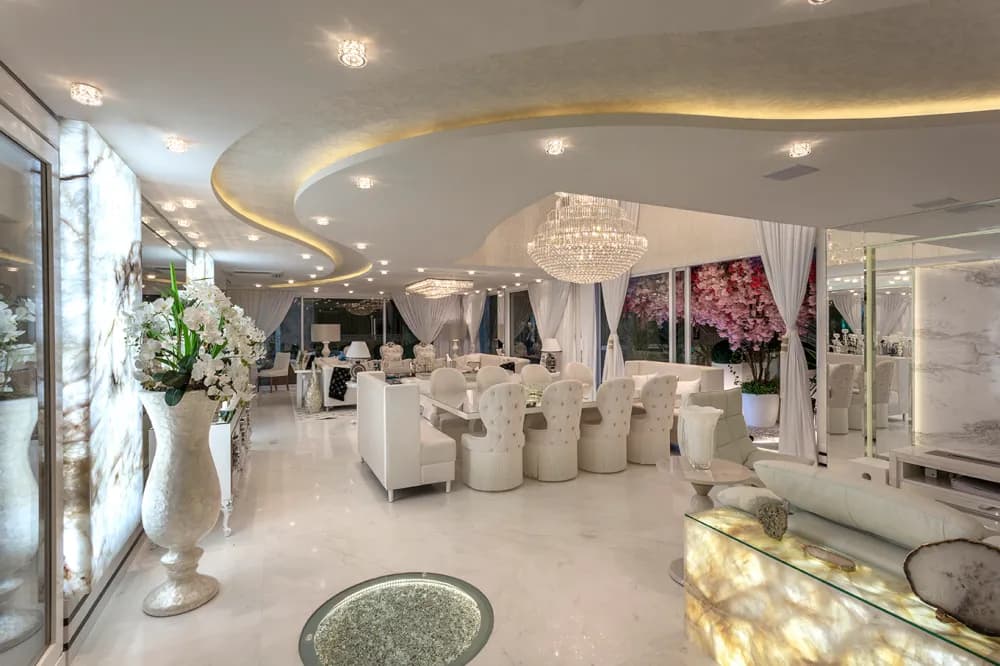 Jantar Versace