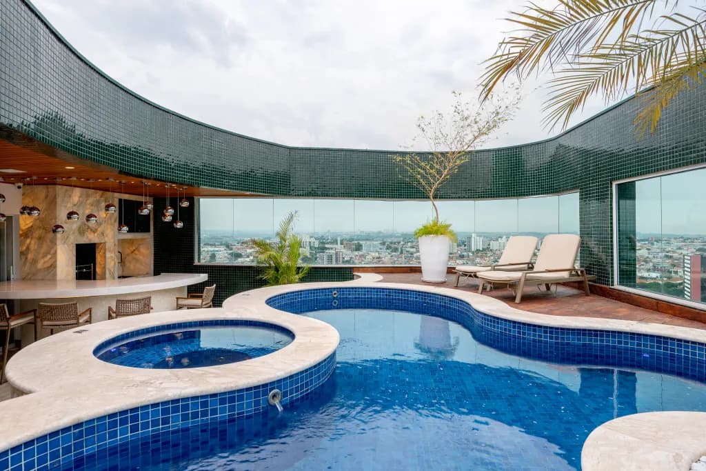 Piscina com vista