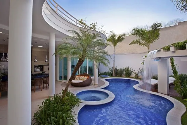 Arquiteto Aquiles Nicolas Kilaris - Casa Porto Seguro