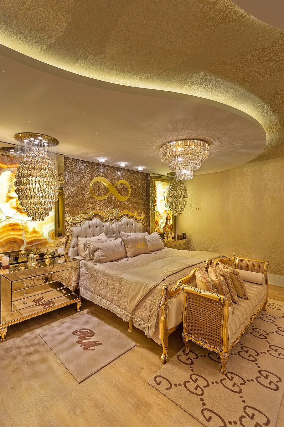 Aquiles Nícolas Kílaris - Casa Versace -Suite Master