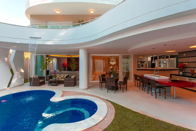 Aquiles Nícolas Kílaris - Casa Beverly Hills - varanda